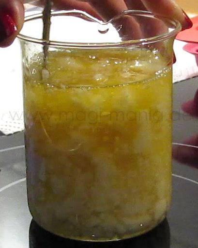 Body Melts / Massage Bars selbstgemacht - Rühren und geduldig sein