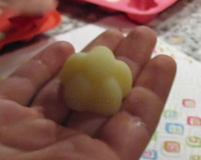 Body Melts / Massage Bars selbstgemacht - bis die Melts aus der Form fallen