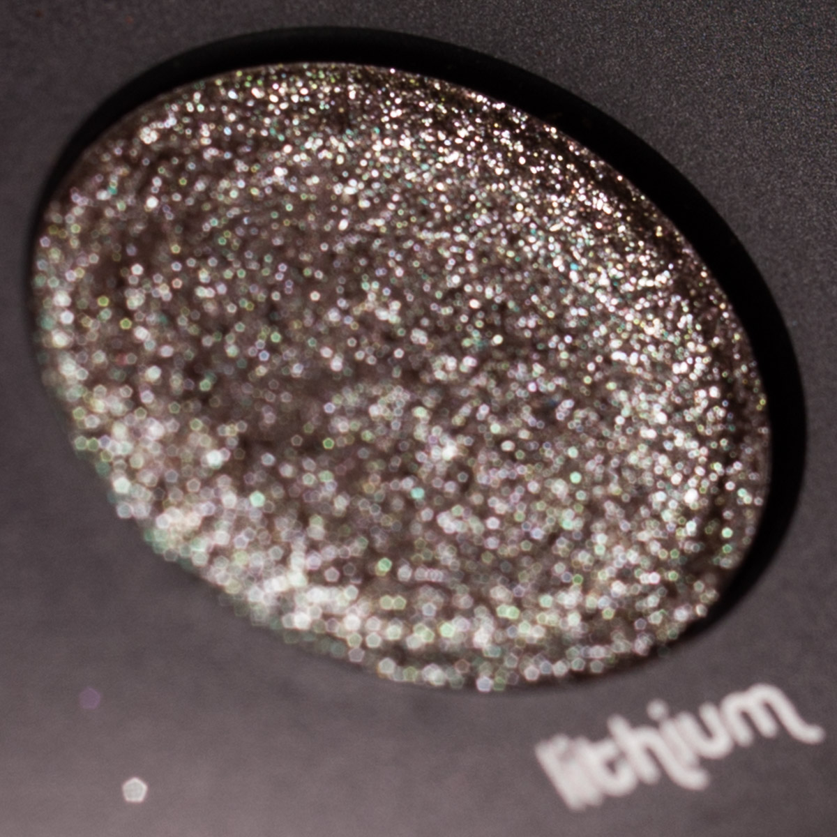 URBAN DECAY Moondust Eyeshadow Palette Lithium 2
