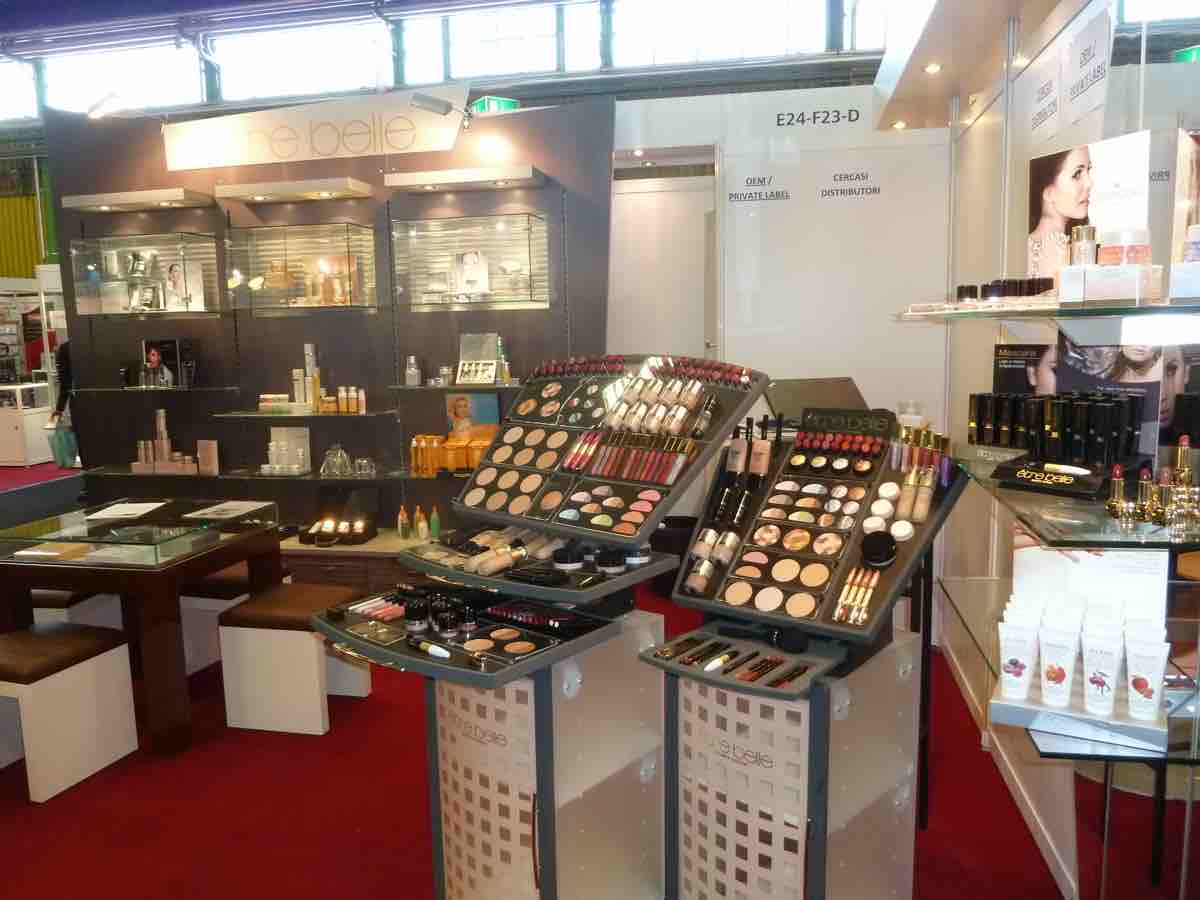 Cosmoprof 2012 - ETRE BELLE Cosmoprof 2012 - ETRE BELLE