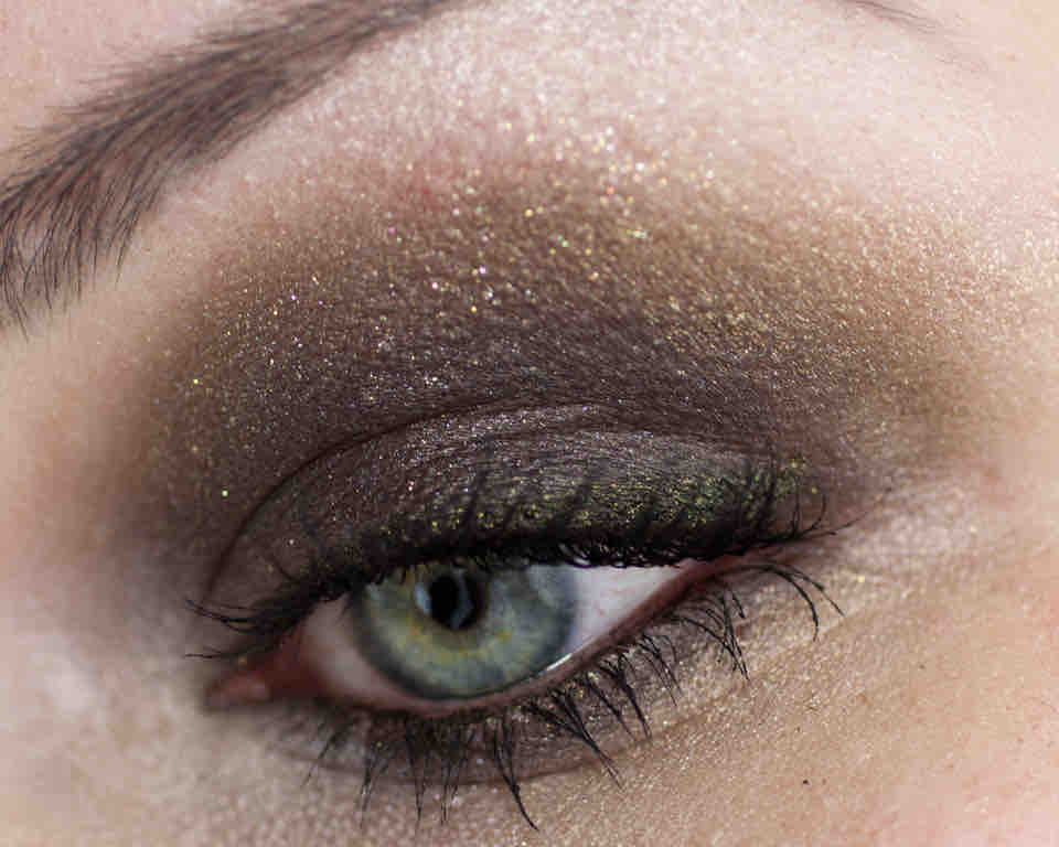 DIOR Night Golds Smokey Eyes - Grand Bal DIOR Night Golds Smokey Eyes - Grand Bal