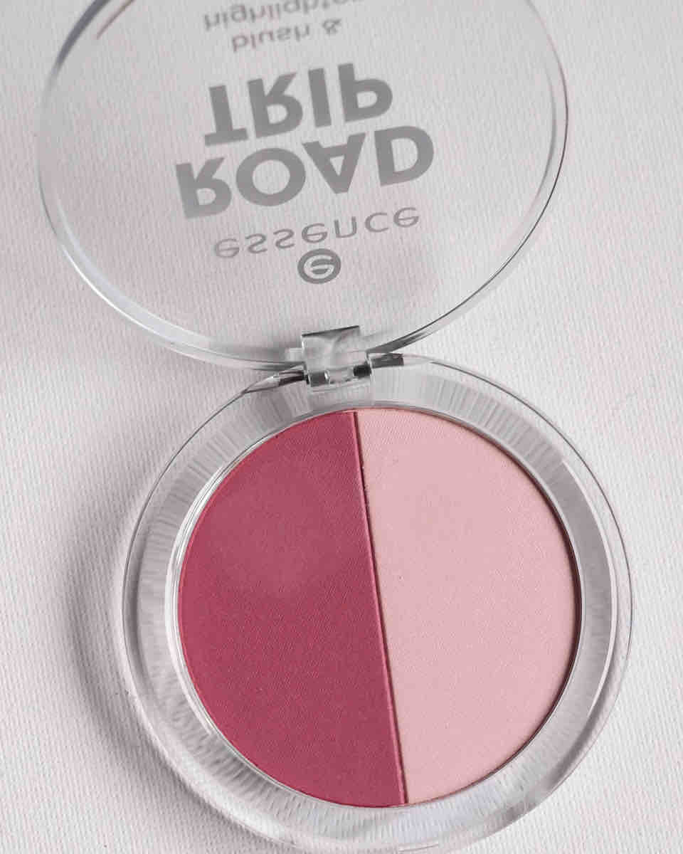 ESSENCE Highway to Pretty Road Trip Blush Highlighter