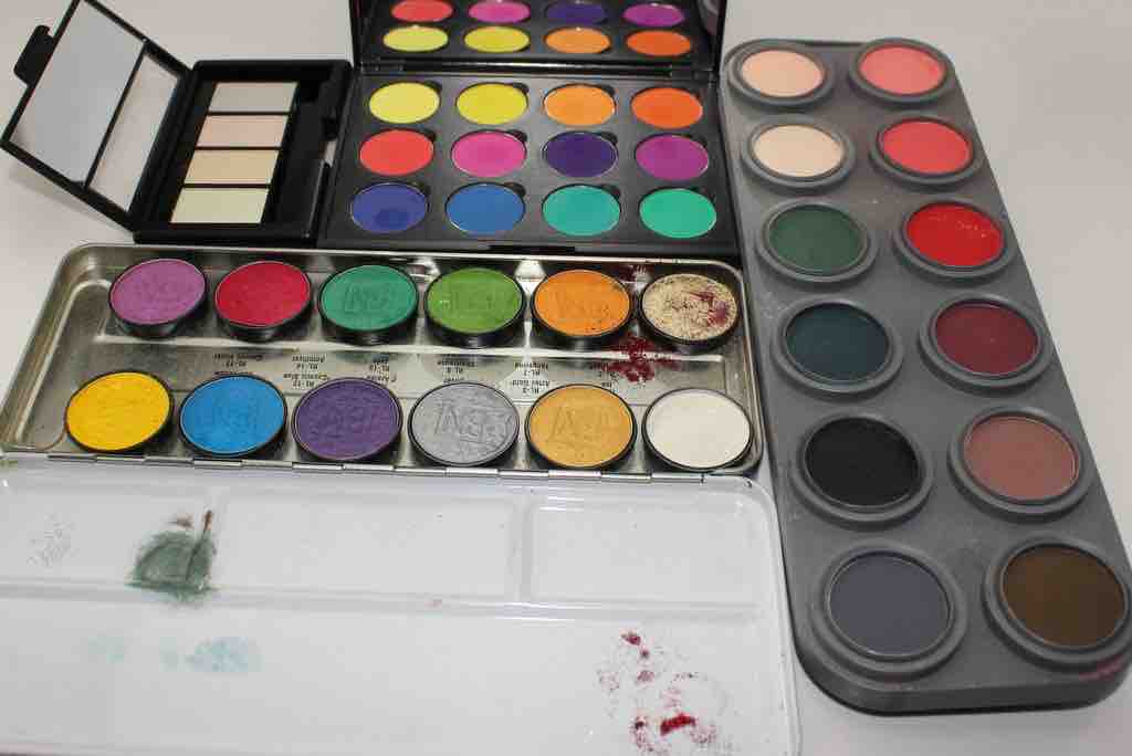 Eyeshadow Palettes (6)