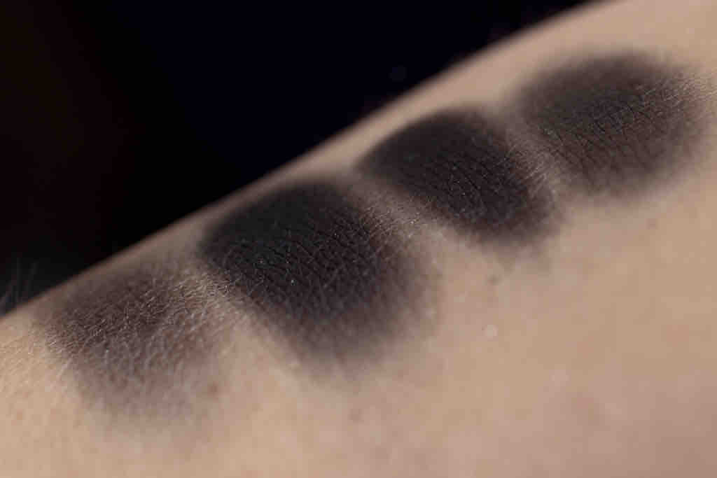 MAC 'Dark Dare' Extra Dimension Eyeshadow Swatches MAC 'Dark Dare' Extra Dimension Eyeshadow Swatches