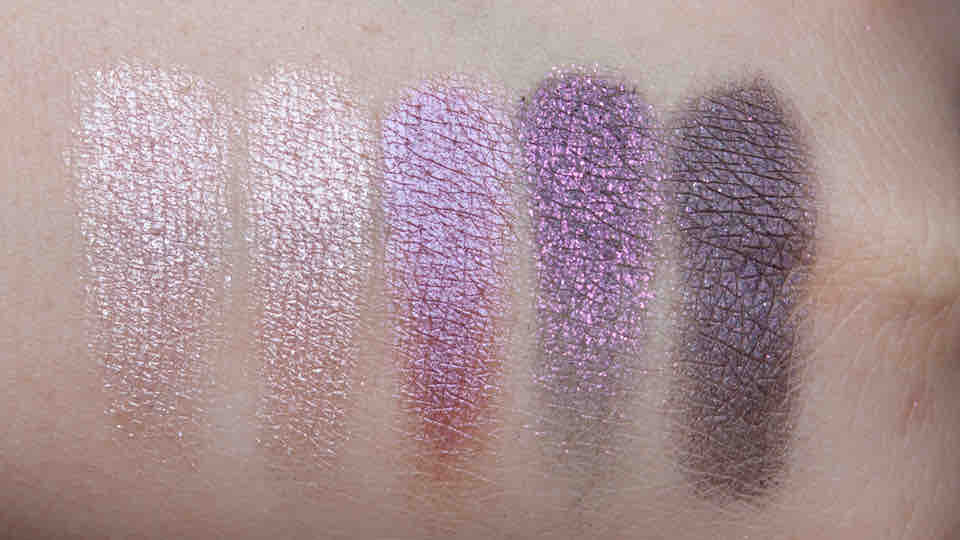 MAC Pinkluxe Veluxe Pearlfusion Shadow Palette Swatches wet Blitz