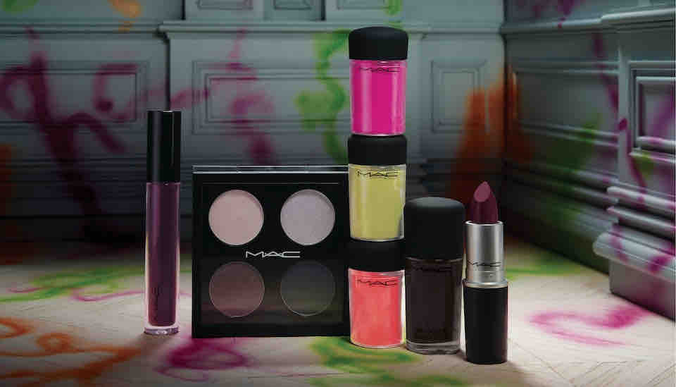 MAC Punk Couture Collection Neon Black Retro Matte Produkcts