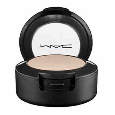 MAC Studio Finish Concealer MAC Studio Finish Concealer