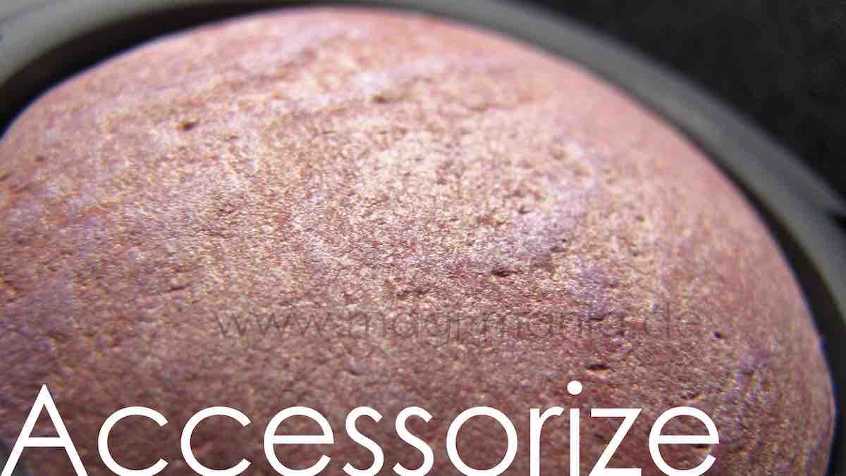 ACCESSORIZE With Love Merged Pretty Pink Blusher