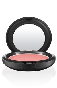 MAC 'Too Chic' Beautypowder - Stylishly Yours