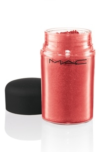 MAC 'Follow your Fantasy' Pigment - Stylishly Yours