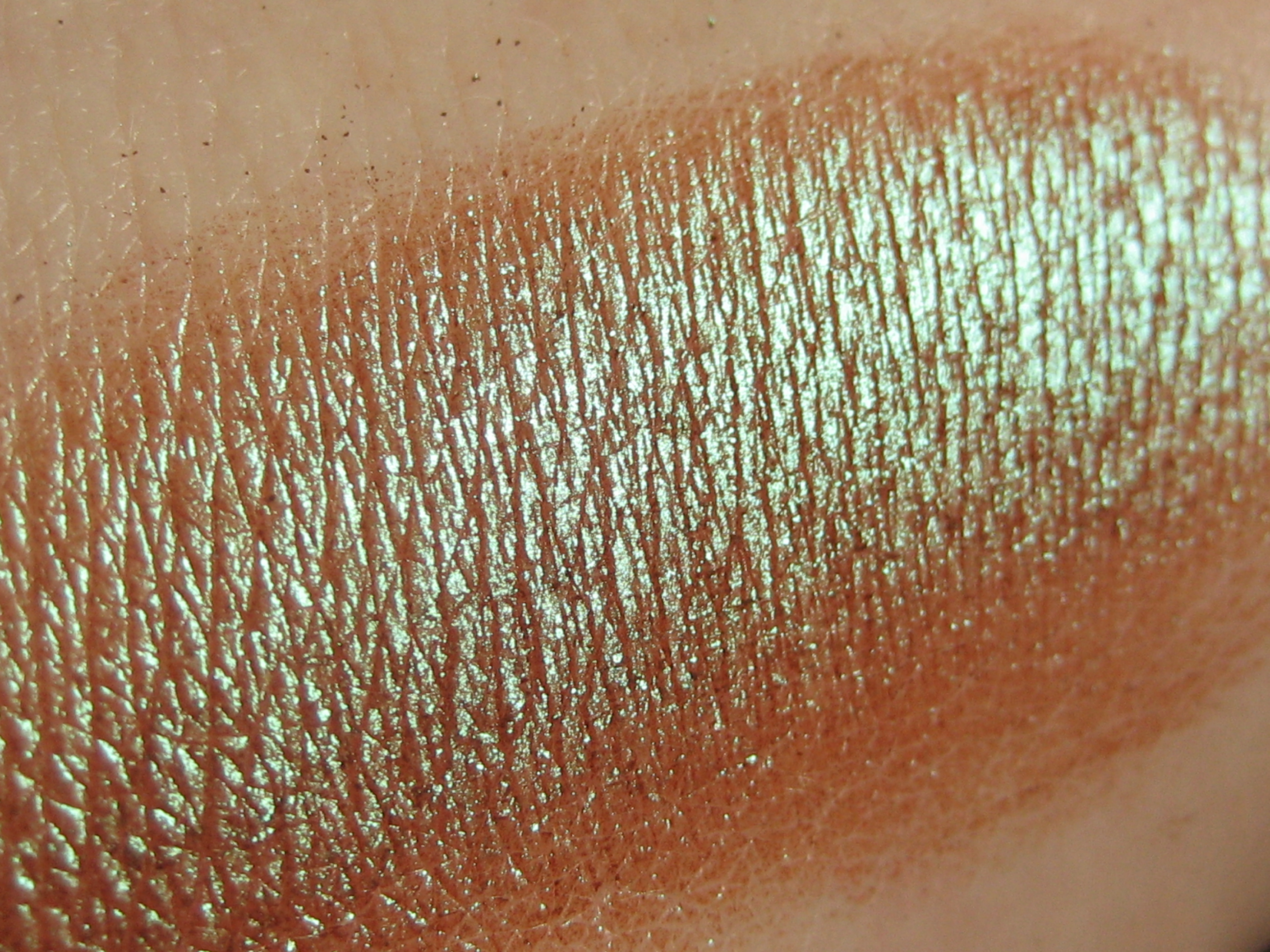 MAC_Green Brown MAc Pigment Green Brown