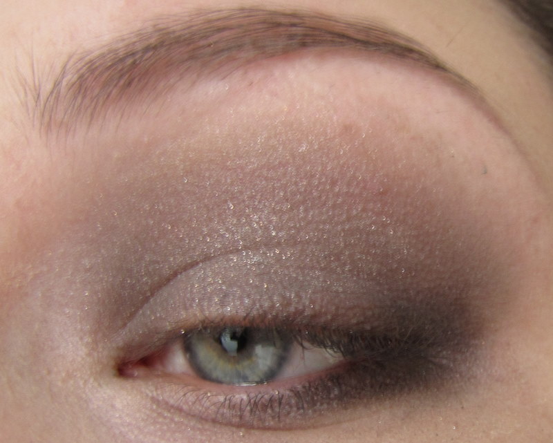 Dior-minaudiere-greygolds-eyeshadow-tutorial (16)