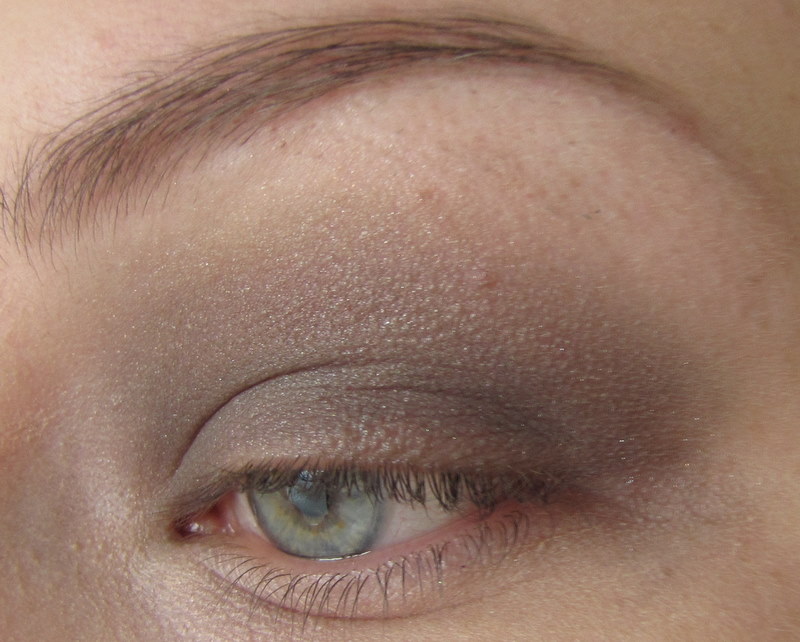 Dior-minaudiere-greygolds-eyeshadow-tutorial (6)