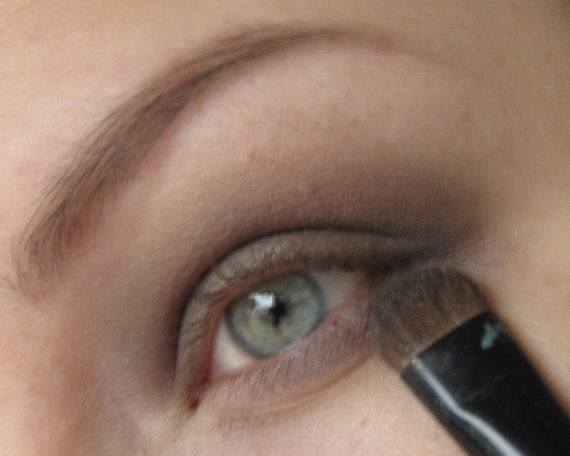 Dior-minaudiere-greygolds-eyeshadow-tutorial (7)