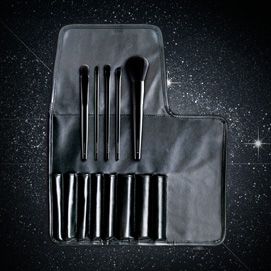 ILLAMASQUA Brush Roll