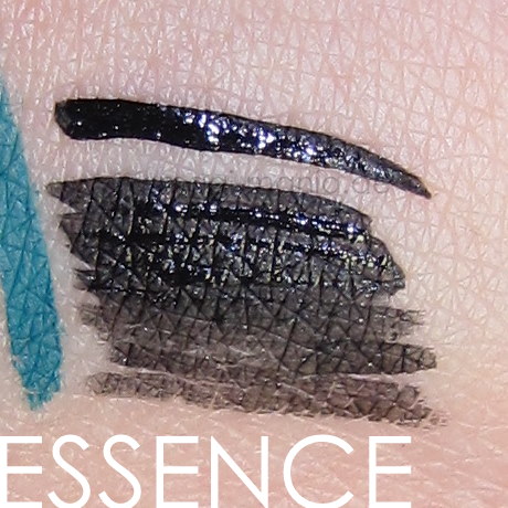 ESSENCE I love Berlin - Berlin Story Liquid Eyeliner (Blitz)