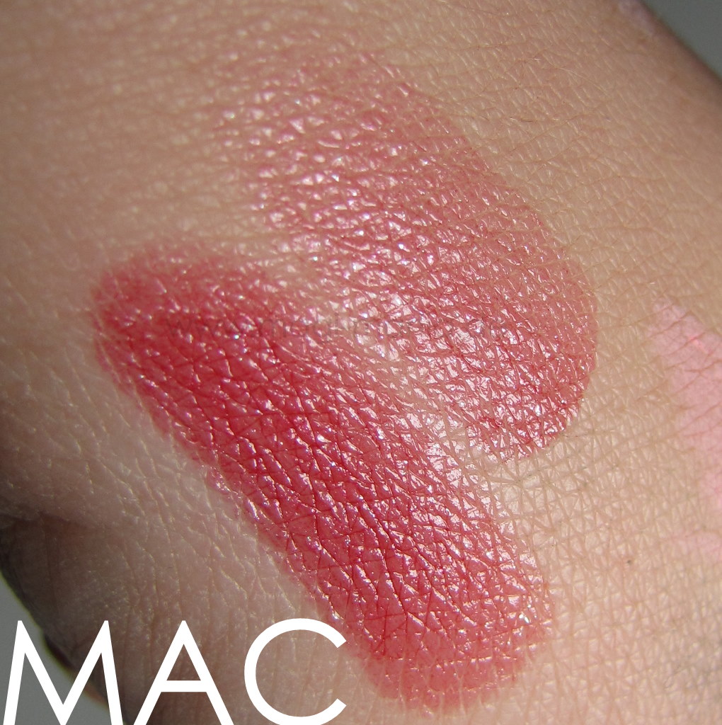 MAC London Life Lipstick - Swatch (Lampe)