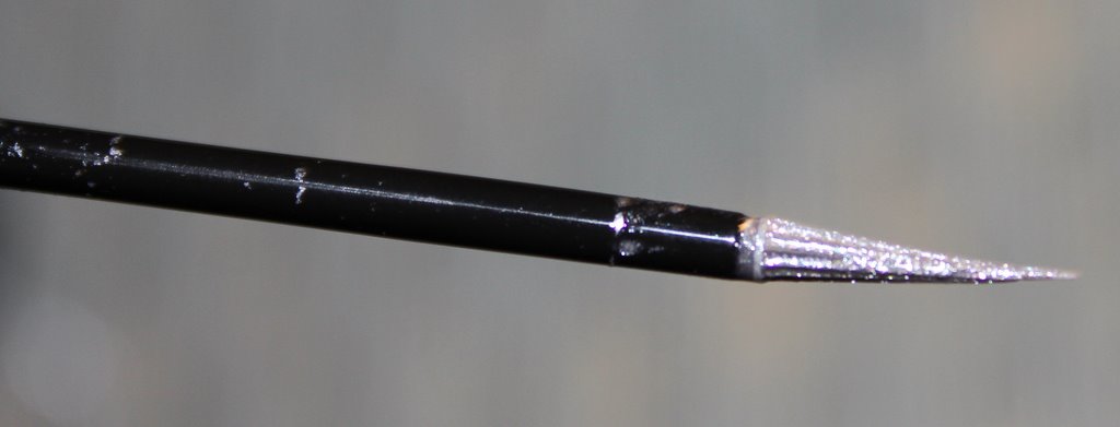 ESSENCE Glam Liquid Liner Pinsel-Applikator