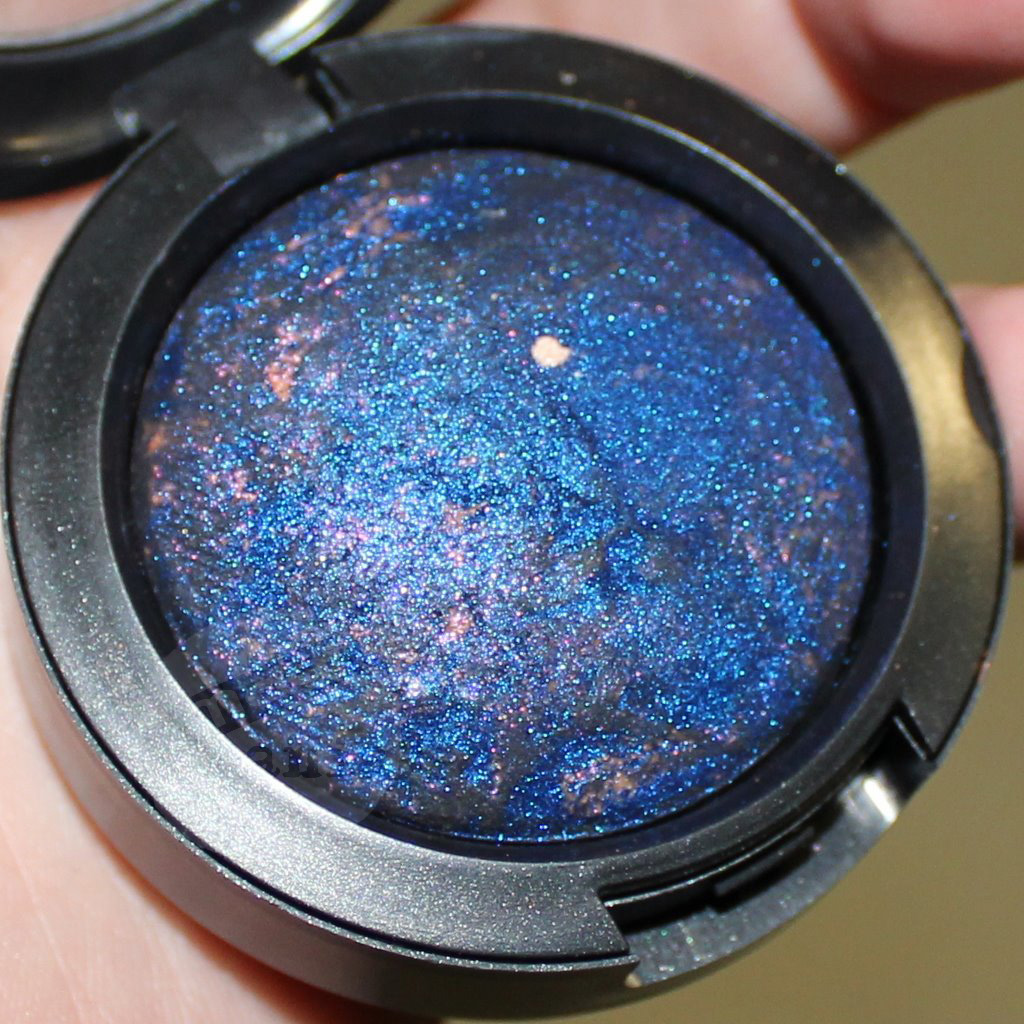 MAC "Blue Sheen" Mineralized Eyeshadow - Semi-Precious