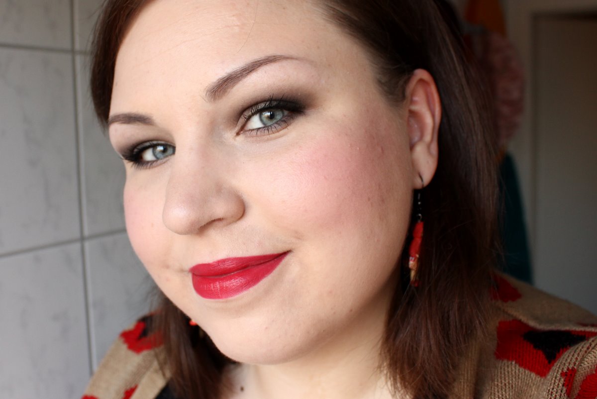 MAC-Eden-Rouge-Mattene-Lipstick-6