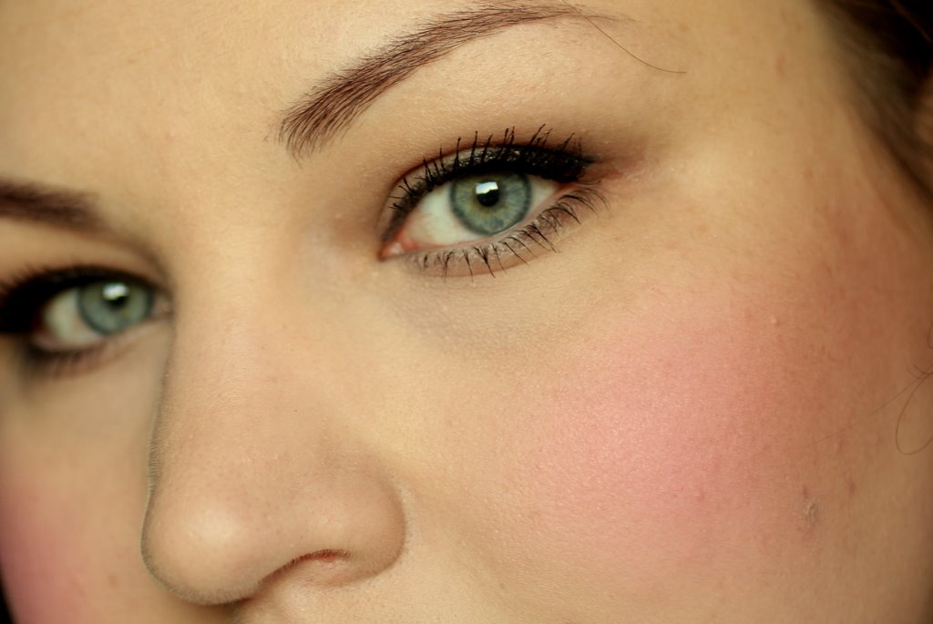 mit DIOR Rosy Glow Healthy Glow Awakening Blush