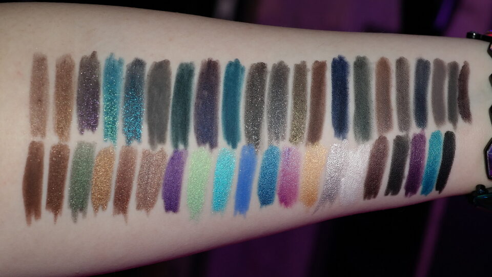 URBAN DECAY 24/7 Glide-on Pencil Swatches