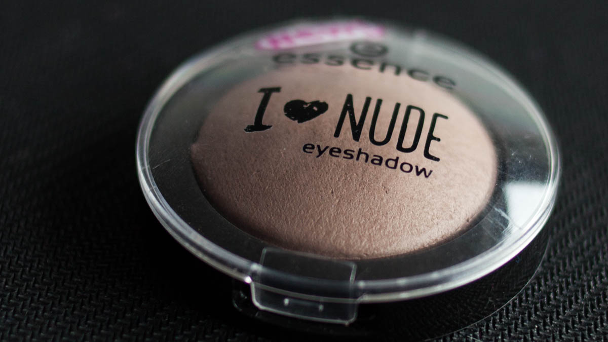essence 'My Favorite Tauping' I love Nude Eyeshadow