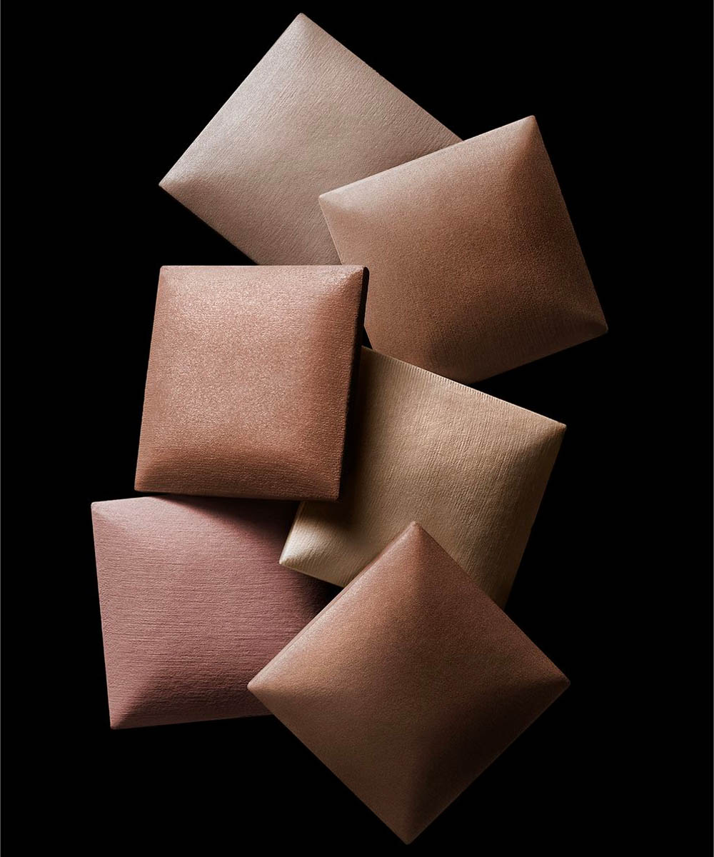 HOURGLASS Ambient Lighting Powder Cushion Ambient