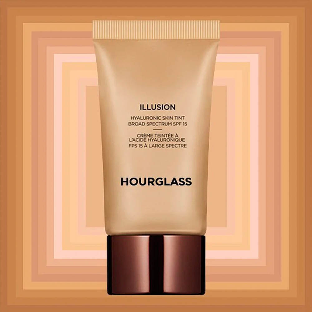 HOURGLASS Illusion Hyaluronic Skin Tint