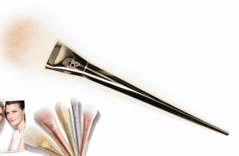 REAL TECHNIQUES Bold Metals Arched Powder Brush (100) Teaser