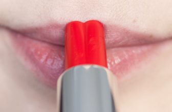 KIKO Endless Love Lipstick Candy Red-9