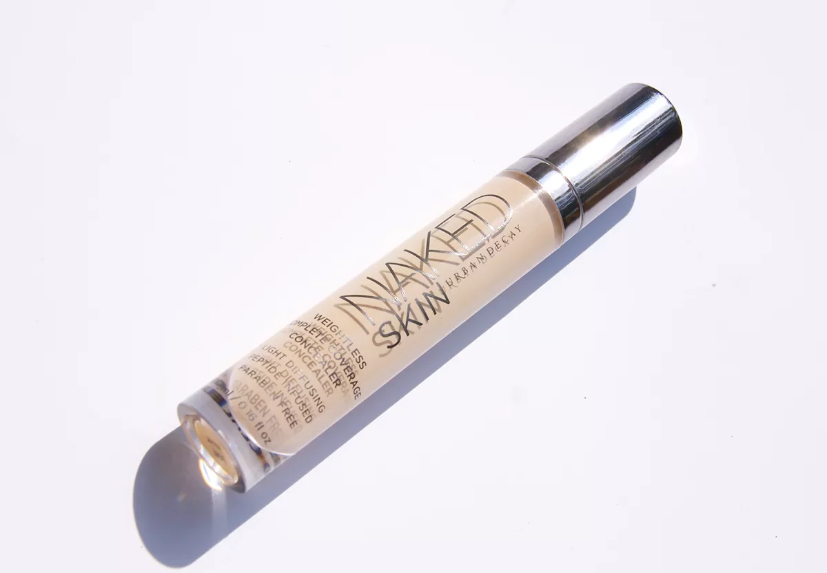 URBAN DECAY Naked Skin Weightless Complete Coverage Concealer