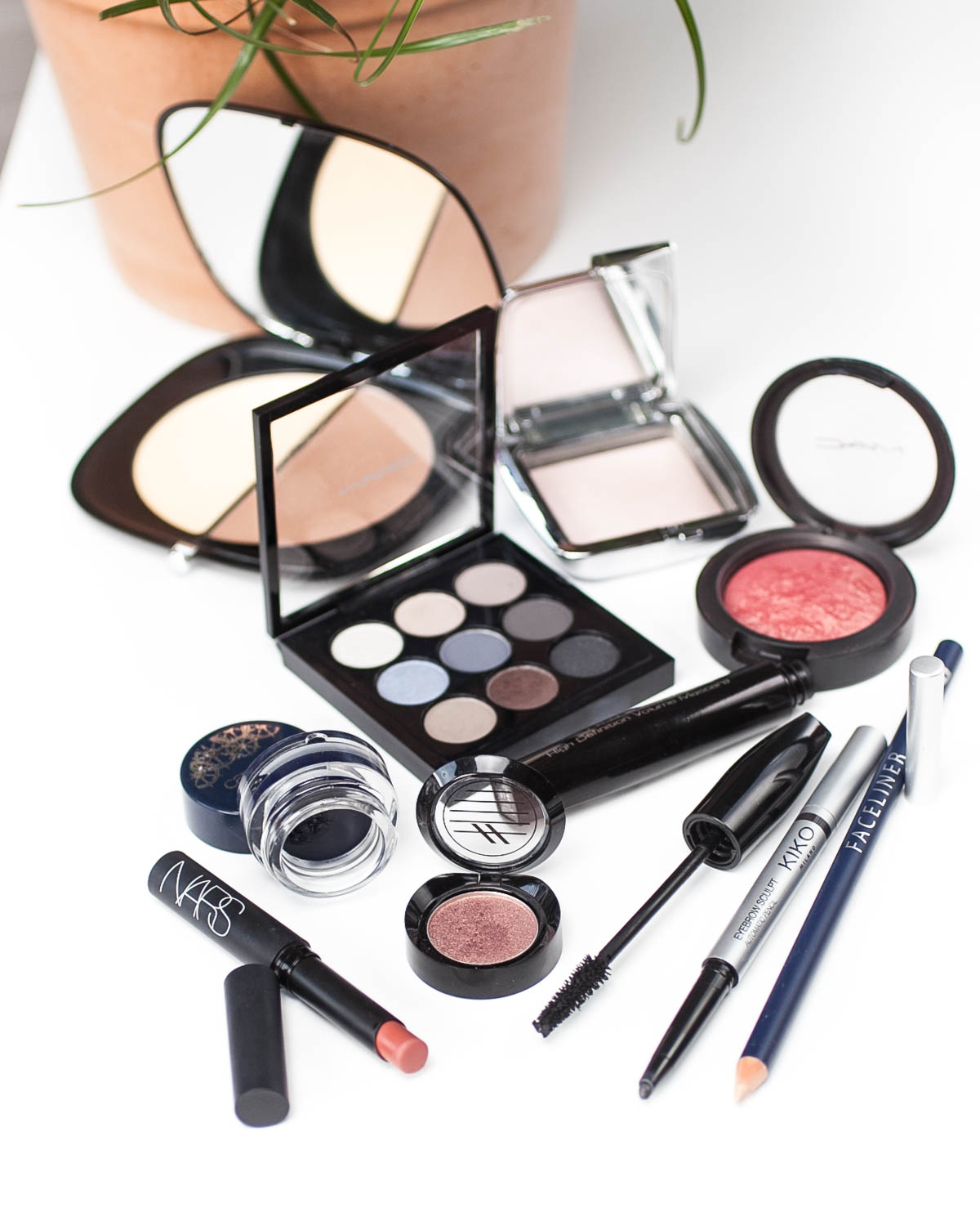 MAKEUP MAC Navy Times Nine ARDENCY INN Rose Gold-5