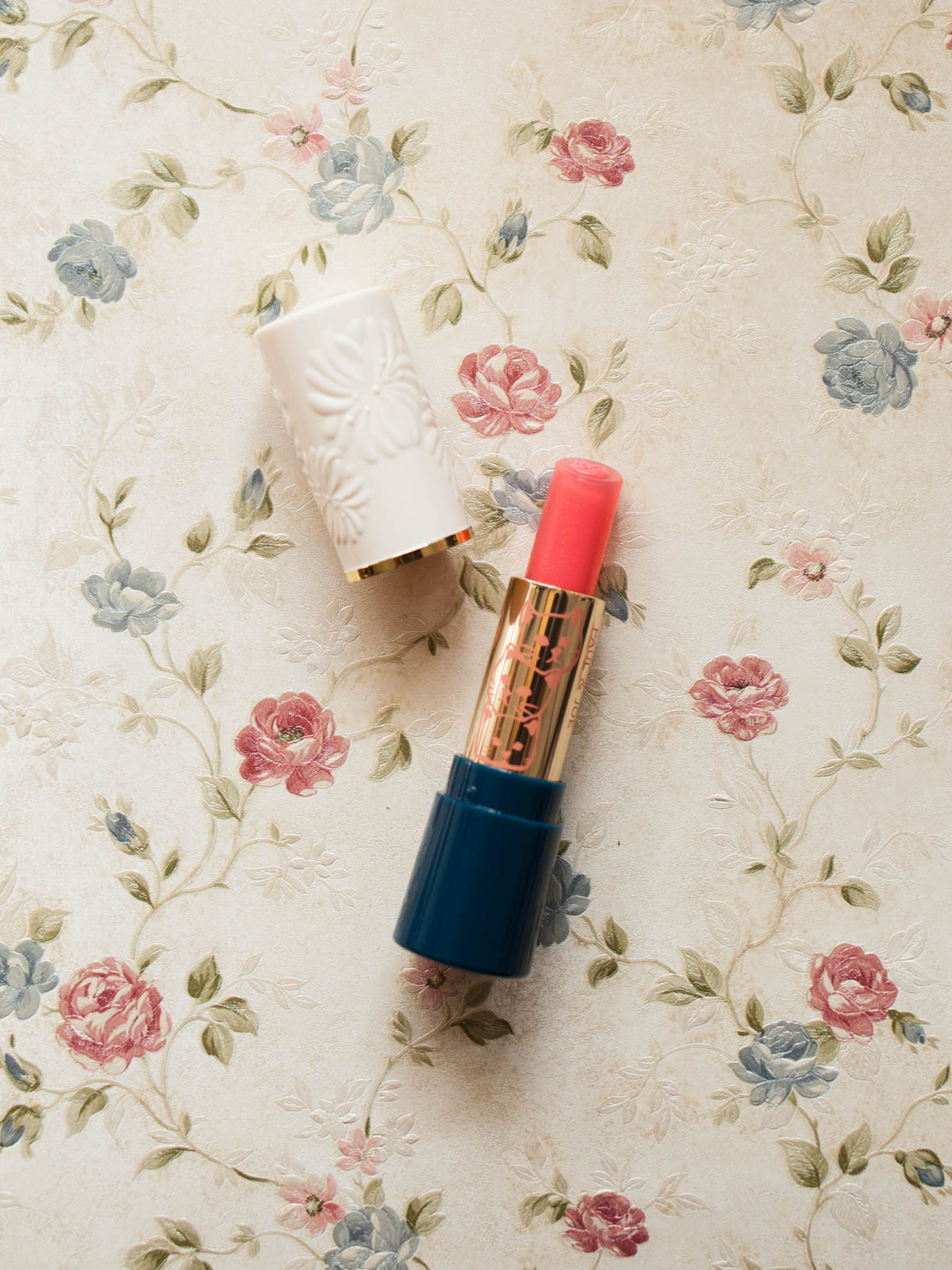 Paul & Joe Lipstick L 002 Smooth Sailing Cat Collection-7