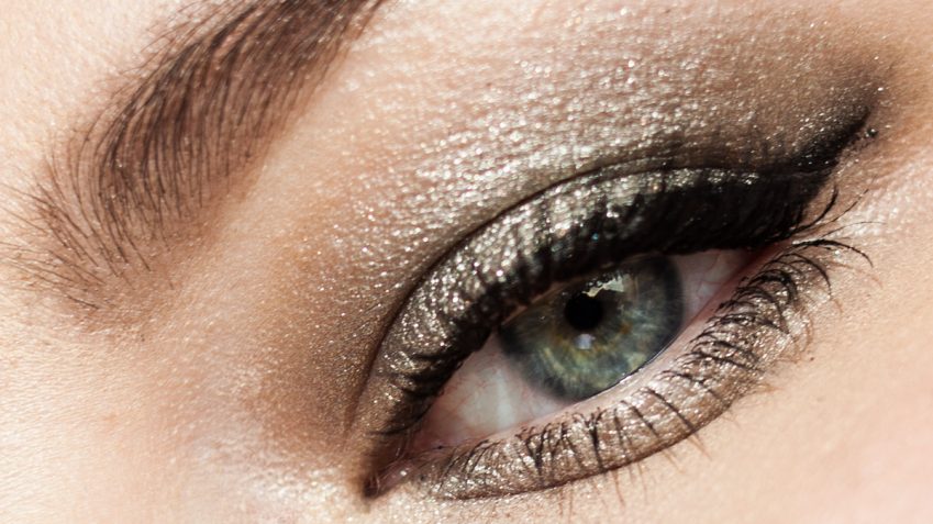 CHANEL Epatant Illusion dOmbre Eyeshadow Makeup