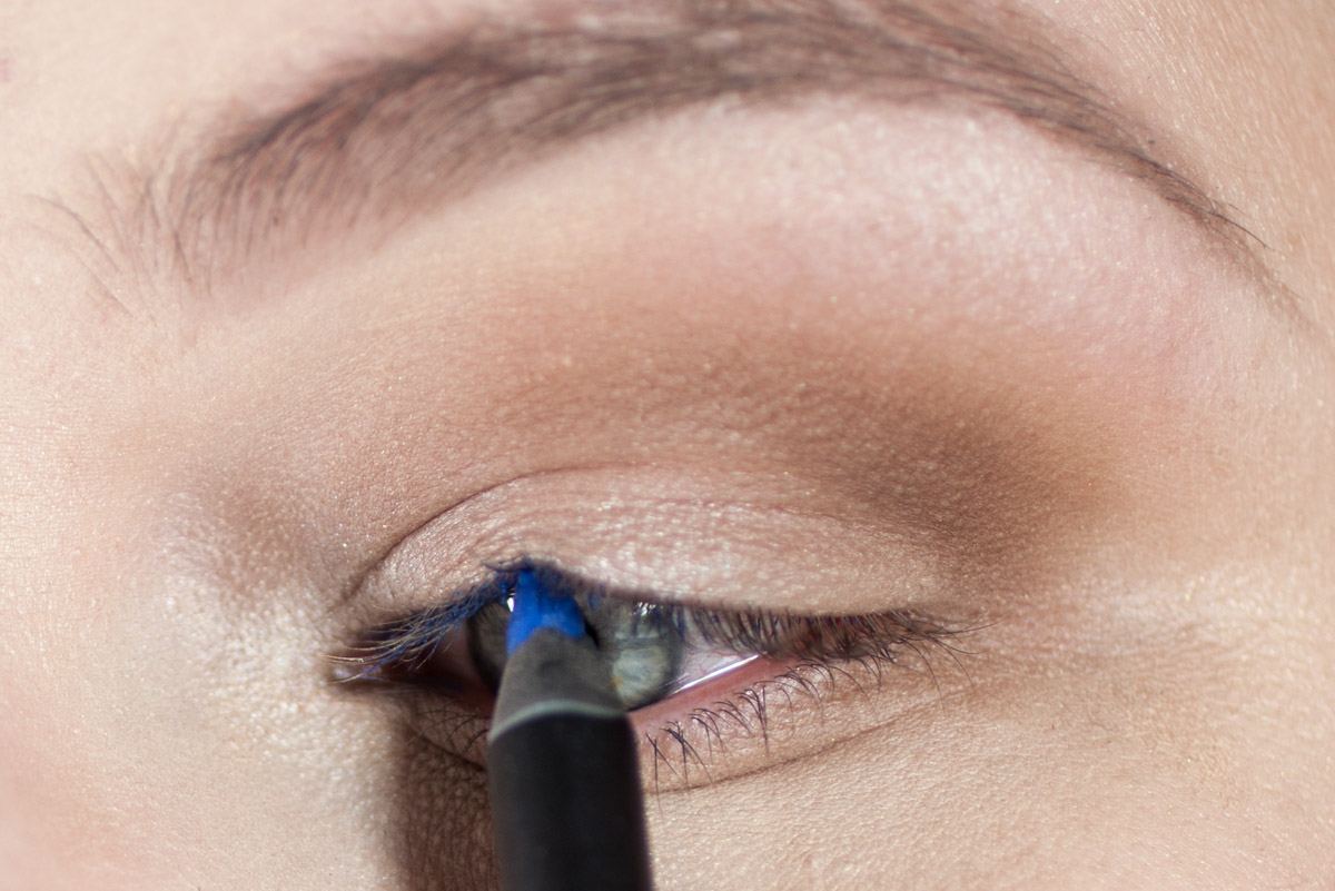 Lash Tightening: das optische Verdichten der Wimpern durch Färben der oberen Waterline | ARTDECO Soft Eye Liner waterproof "50"