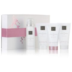 The Ritual of Sakura Relaxing Treat