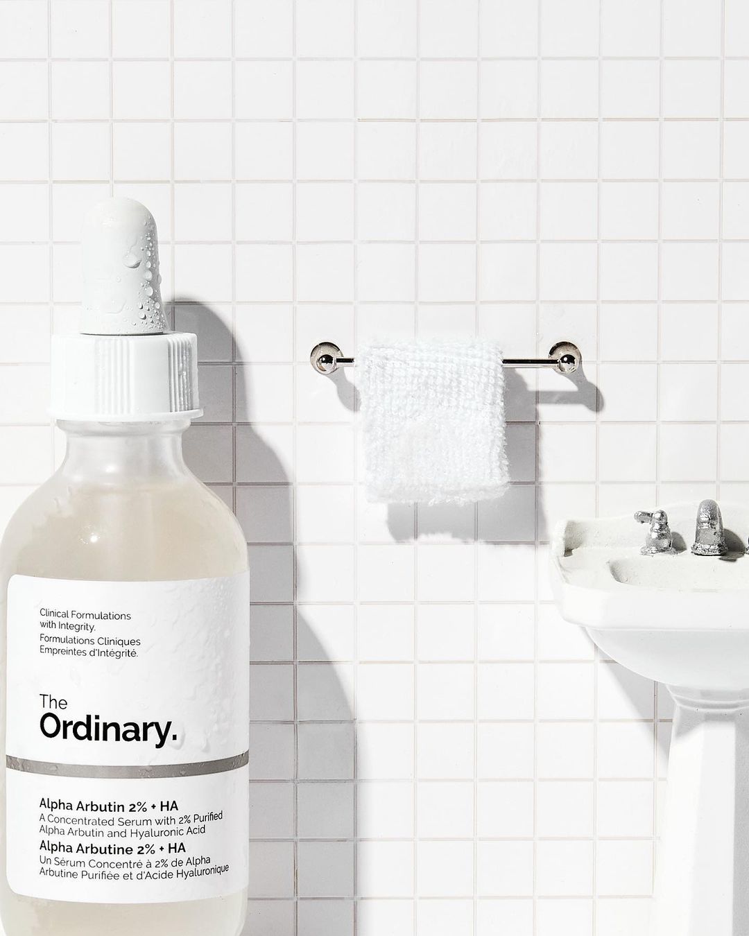 THE ORDINARY Alpha Arbutin 2 HA Hyaluronic Acid Erfahrungen Review deutsch Hyperpigmentierung Pigmentflecken