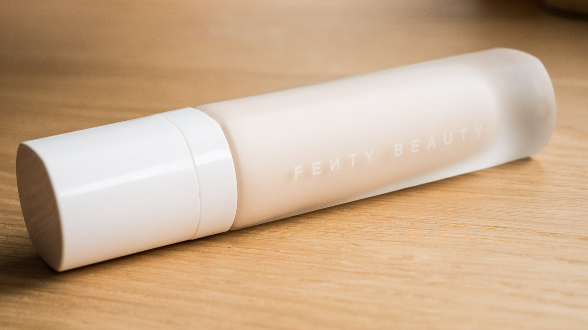 FENTY BEAUTY by Rihanna Pro Filtr Foundation 100 Review Demo Swatch Face Finish