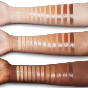 CHARLOTTE TILBURY Hollywood Flawless Filter Swatches