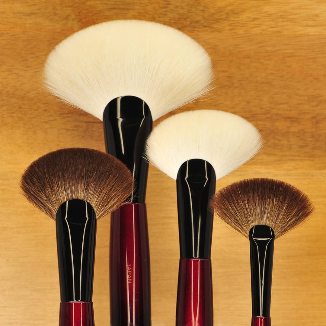 SONIA G Fan Brush Collection