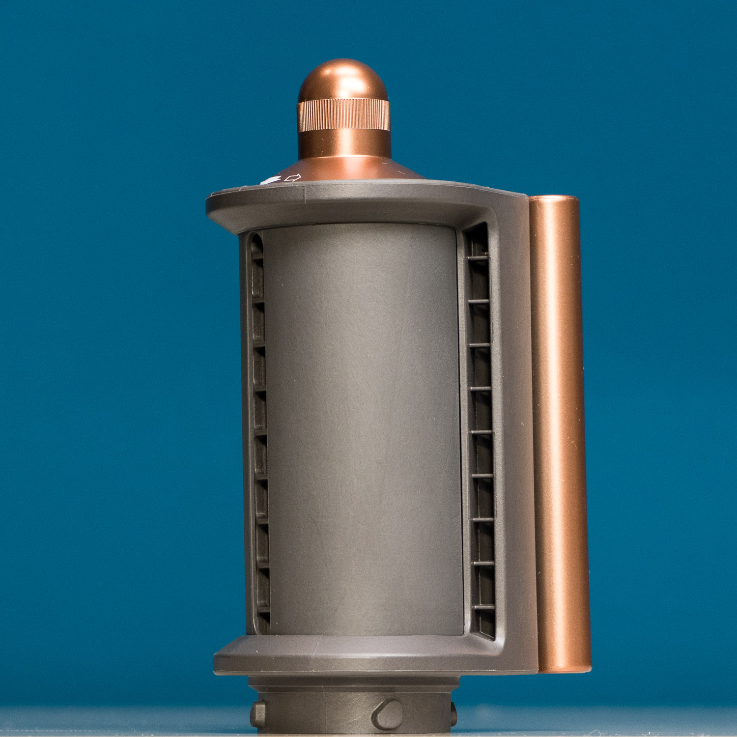 DYSON Airwrap Complete Aufsatz Trocknen fliegende Haare