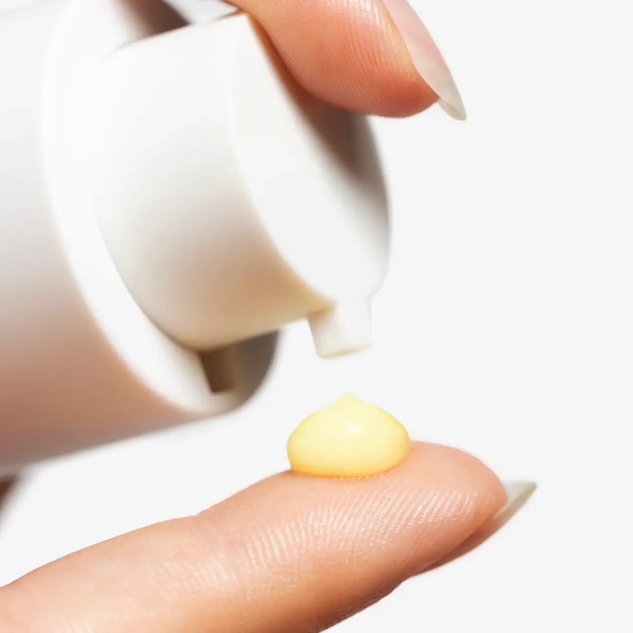 REMEDY for Healthy Aging Serum Treatment Cream Anti-Aging yellow