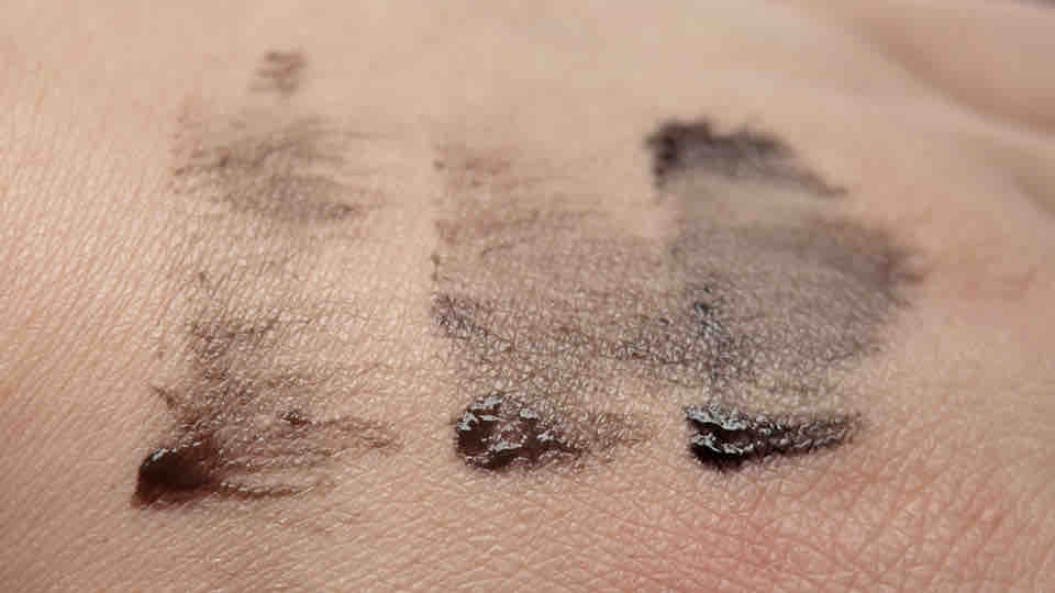 ARTDECO Dita von Teese Eye Brow Gel Mink vs BEYU Augenbrauengel Swatch