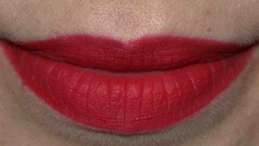 BASIC Tentacion Lip Gloss SEVILLA matt rot orange (3)