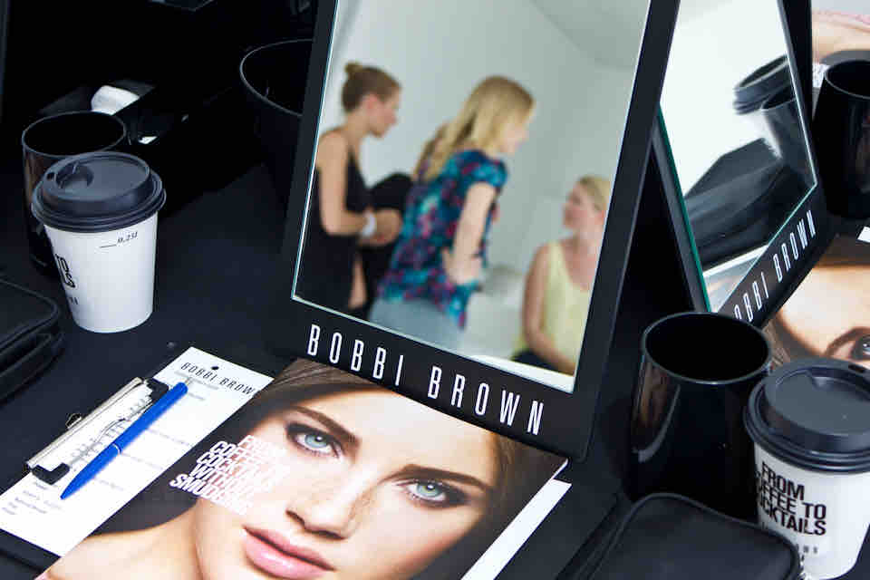 BOBBI BROWN Long-wear Collection Blogger Event - Spiegel