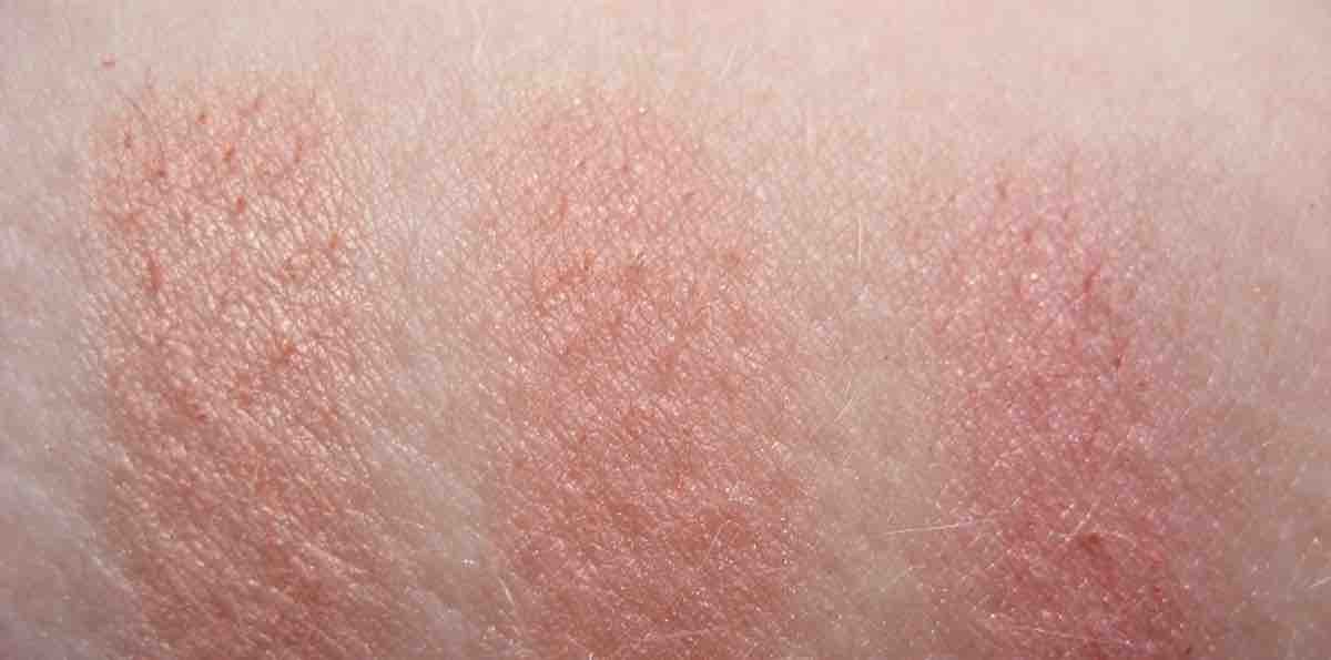 Benefit_Shes so Jetset_Vergleich Coralista_Bella Bamba_Swatch