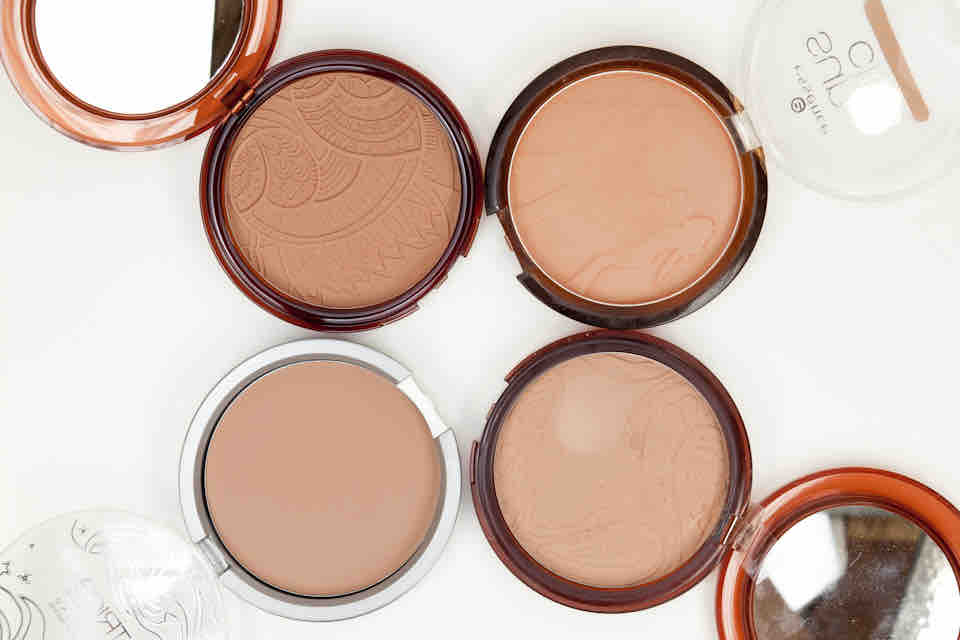 CATRICE Hip Trip Hydrating Bronzing Powder Vergleich ESSENCE Sun Club Blondes ARTDECO Bronzer 02 06 CATRICE Hip Trip Hydrating Bronzing Powder Vergleich ESSENCE Sun Club Blondes ARTDECO Bronzer 02 06