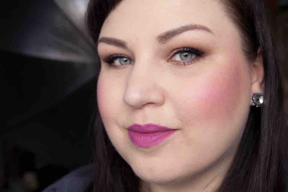 CATRICE Meet Berry Blush Lipstick Une Deux Trois Collection 2014 Gesicht