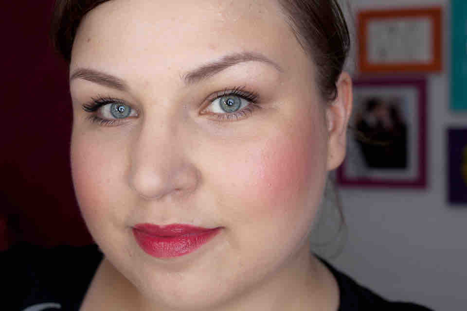 CATRICE Red or Bad 020 Ultimate Shine Gel Lip Colour CATRICE Red or Bad 020 Ultimate Shine Gel Lip Colour